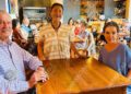 Visita de Vicente Fox a Oaxaca desata críticas y burlas en redes: “Denles la última cena”