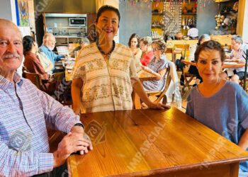Visita de Vicente Fox a Oaxaca desata críticas y burlas en redes: “Denles la última cena”