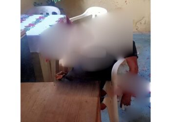 Lo citaron con una llamada y lo mataron: ejecutan a joven en bar de Huazolotitlán
