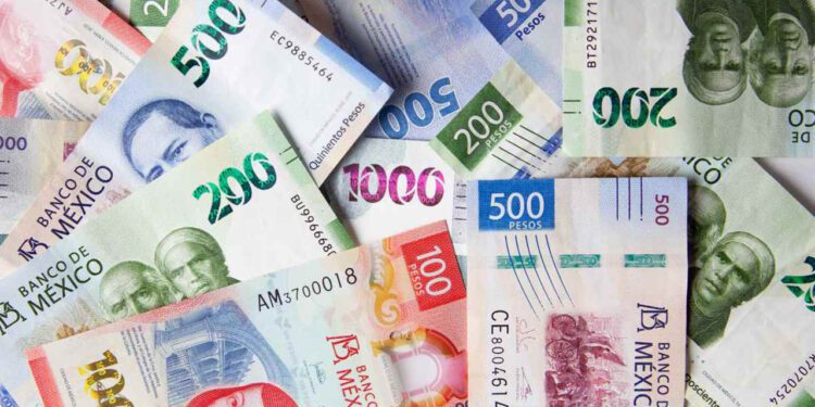Acuerdo entre EU y China pega al peso mexicano