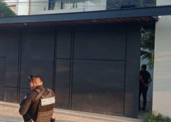 Robo millonario sacude a San Felipe del Agua: comando se lleva 4 millones