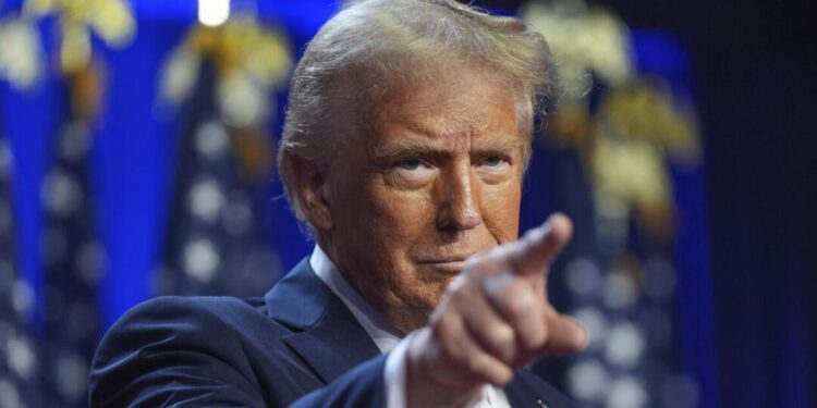 ¡Aranceles de Trump reviven! Tribunal congela decisión que desmantelaba su estrategia comercial