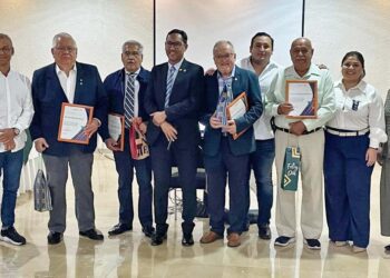Reconocen labor altruista de rotarios