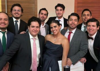 Julio Muñoz, Horacio Schroeder, Carlos Castro, Obed Domínguez, Regina Castro, Emilio Guevara, Alejandro Manzano, Ricardo Vidal y Said Martínez.