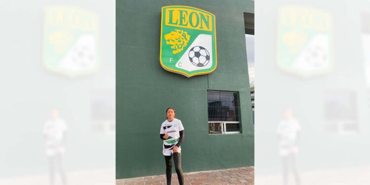 Diana Carrasco firmó con los esmeraldas de León.