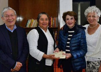 Fotos: Rubén Morales // El matrimonio celebró de la mejor manera haciendo una donación para una noble causa.