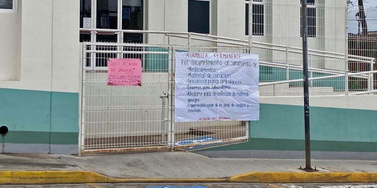 Foto: archivo // Demandan medicamentos, material de curación y gasolina para ambulancias, así como otros insumos para diversos procedimientos quirúrgicos.
