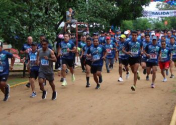 Se desarrolló la Carrera del Día del Padre en El Tequio.