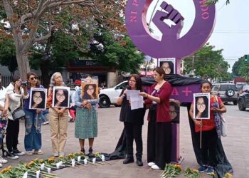 Su familia, amistades y sociedad civil realizaron un memorial para exigir justicia.