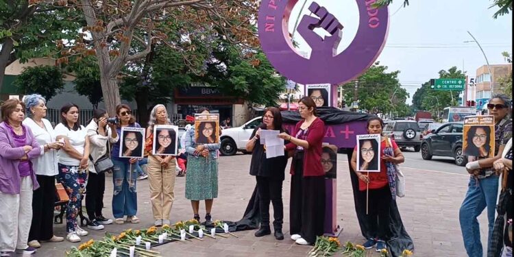 Su familia, amistades y sociedad civil realizaron un memorial para exigir justicia.