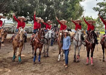 Fotos: Rubén Morales // El campeonato estatal se realizó en las instalaciones del Lienzo Charro de Tlalixtac de Cabrera.
