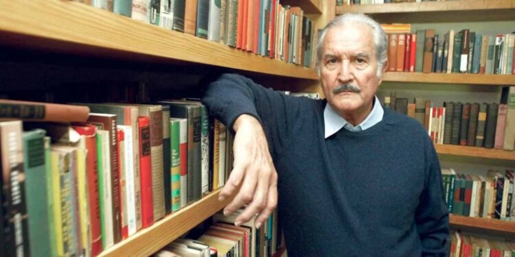 El reconocimiento se instituyó en homenaje al escritor mexicano fallecido en 2012.