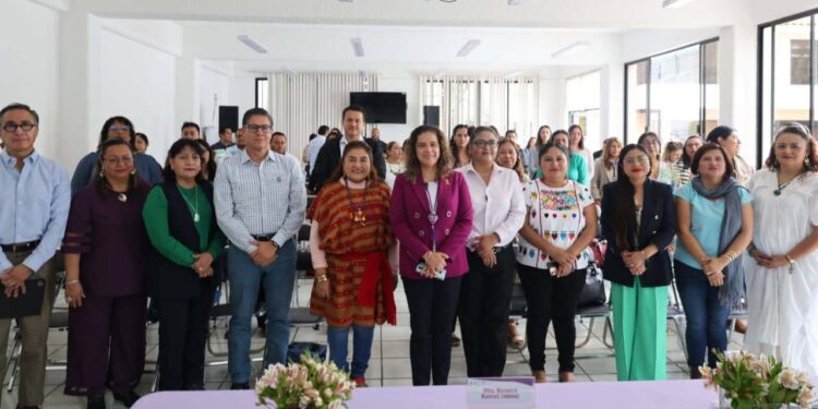 Foto: cortesía // La magistrada Berenice Ramírez, inaugura los trabajos del “Diálogo Horizontal con organismos de la Sociedad Civil”.