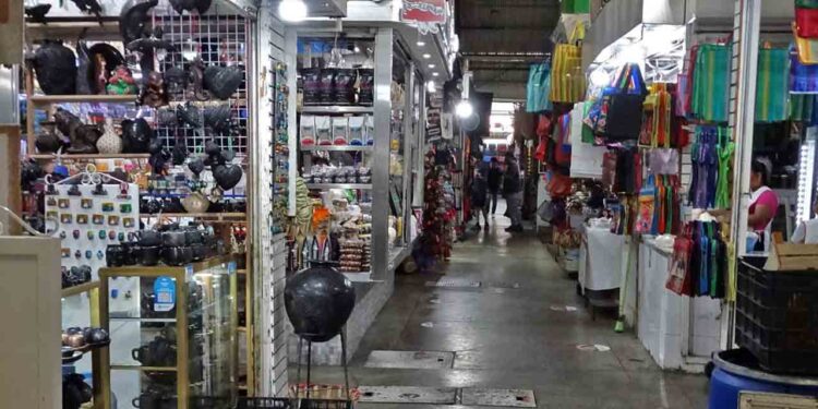Foto: Jesús Santiago // Los locatarios han expresado su preocupación por el reconocimiento de sus organizaciones.