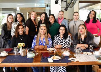 Fotos: Rubén Morales // Para celebrar un año más de vida de Magda Morales se organizó un ameno festejo que reunió a sus grandes amigas.