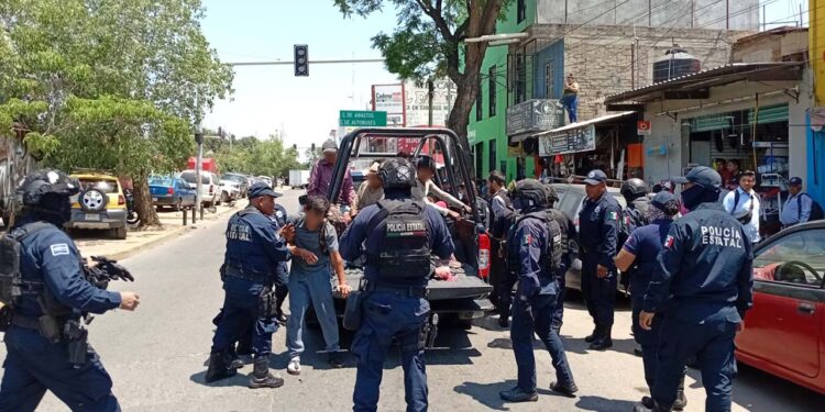 Foto: cortesía // Con el operativo “Pescador”, 354 personas en situación de calle fueron rescatadas en la Central de Abasto.