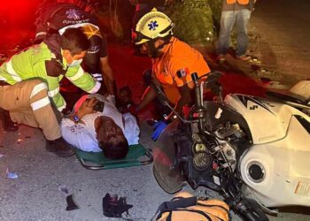 El afectado resultó lesionado con fracturas en brazos y piernas.