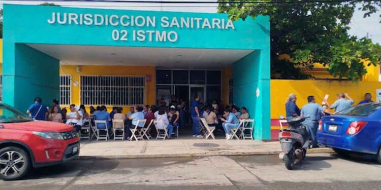 Foto: redes sociales // Paro de labores de trabajadores de la Jurisdicción Sanitaria 02.