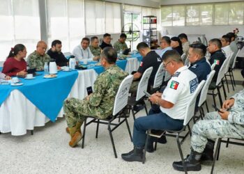 Acuerdan el reordenamiento del transporte público en Juchitán