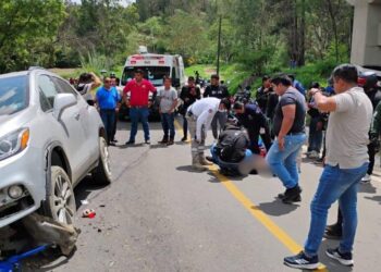 ¡Domingo fatal en Oaxaca! Dos mujeres mueren tras brutal choque en la carretera a Ixtlán