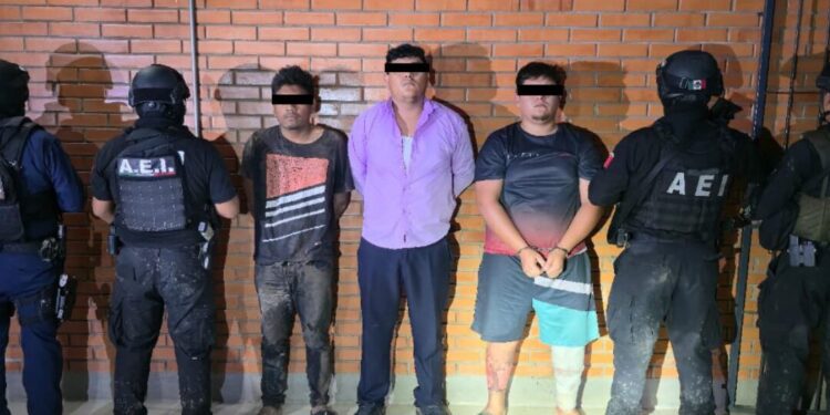 ¡Juchitán sacudido! Detienen a cuatro por incendiar dos tiendas OXXO en el Istmo
