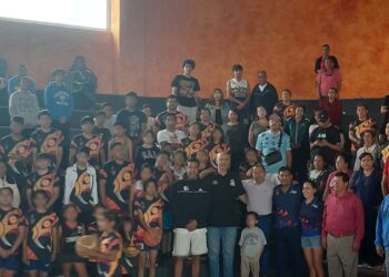 Comentó que faltan oportunidades para jóvenes talento en el deporte nacidos en México.