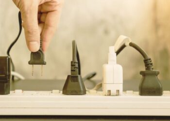 “Apaga, desconecta y cuida”: nueva campaña por alto consumo eléctrico