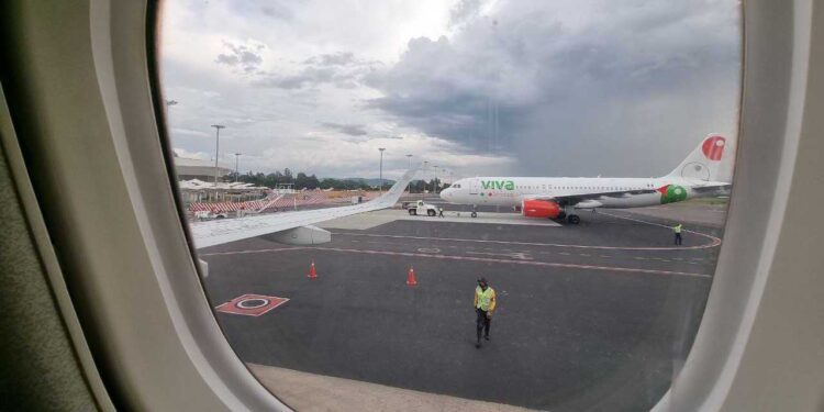 Foto: Archivo El Imparcial – ilustrativa // Suspenden vuelos de los aeropuertos de Puerto Escondido y Bahías de Huatulco ante el paso del huracán “Erick” por las costas oaxaqueñas.