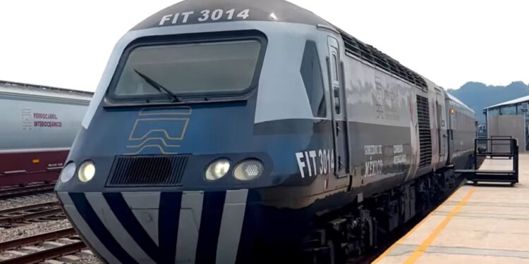Tren del Istmo, transporta apenas 128 pasajeros diarios; cae 57% la demanda