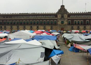Sección 22 recesa su asamblea; en espera la decisión de la CNTE para continuar o no el plantón en Ciudad de México