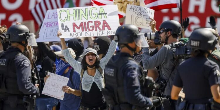 Van 61 mexicanos detenidos por redadas de Donald Trump´