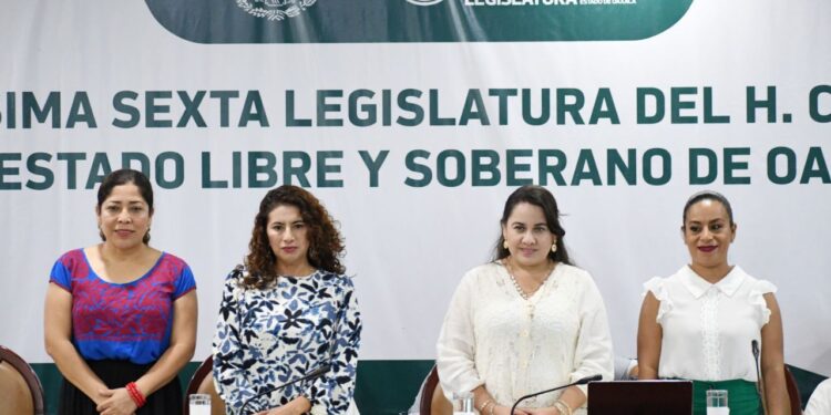 Santo Domingo Ingenio, Colotepec y Yolomécatl, con nuevas autoridades