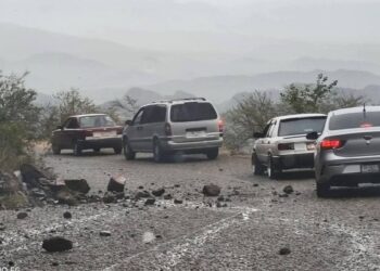 Turismo político en la mazateca entre carreteras destrozadas