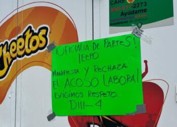 S-22 bloquea la Reforma; señalan acoso laboral del IEEPO