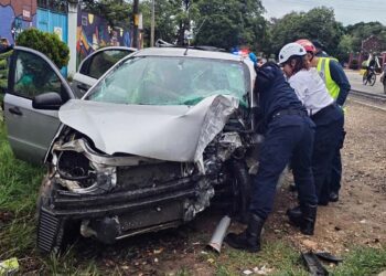 El conductor fue identificado como Abiezer L. B.