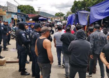 El conflicto surgió por la posesión de varios locales, en lo que se presume fue un intento de despojo.