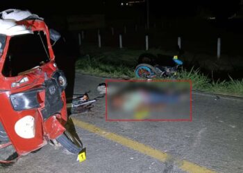 El hombre, identificado como Fernando V. L., conducía un mototaxi cuando fue embestido por una motocicleta.