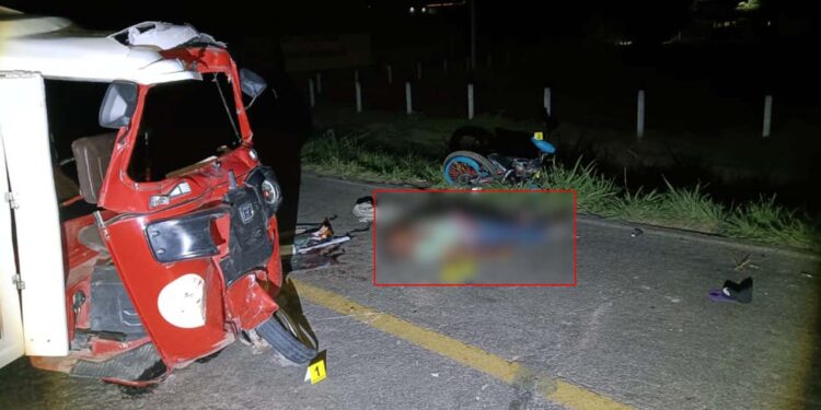 El hombre, identificado como Fernando V. L., conducía un mototaxi cuando fue embestido por una motocicleta.