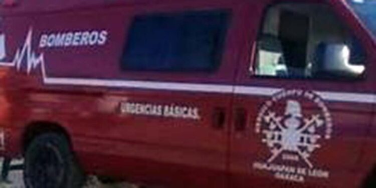El motociclista requirió de atención médica debido a las lesiones.