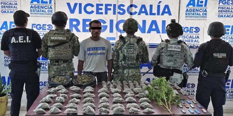 El detenido fue identificado como C.C.M. y quedó a disposición del Ministerio Público.