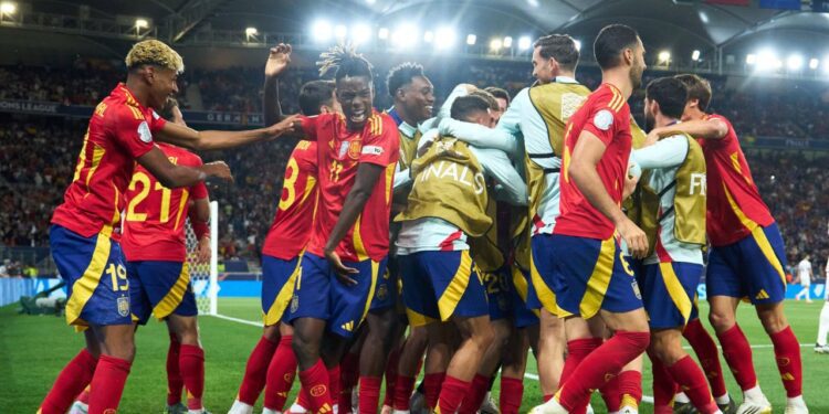 España vence a Francia 5-4 y avanza a la Final de la UEFA Nations League