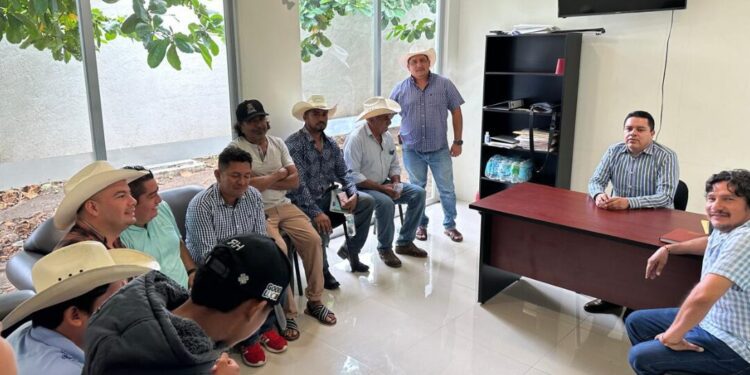 Autoridades responden a ganaderos: prometen reforzar acciones contra el abigeato tras protesta en Juchitán