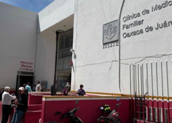 ¿Cita médica en el ISSSTE? “¡’ora hasta el lunes!”