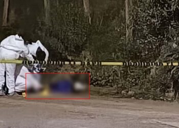 Las autoridades acordonaron la zona para las primeras investigaciones.