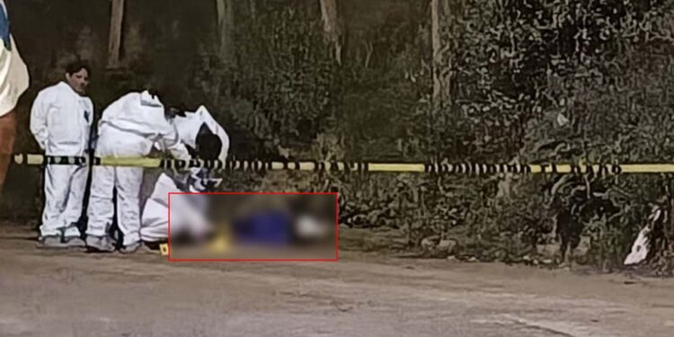 Las autoridades acordonaron la zona para las primeras investigaciones.