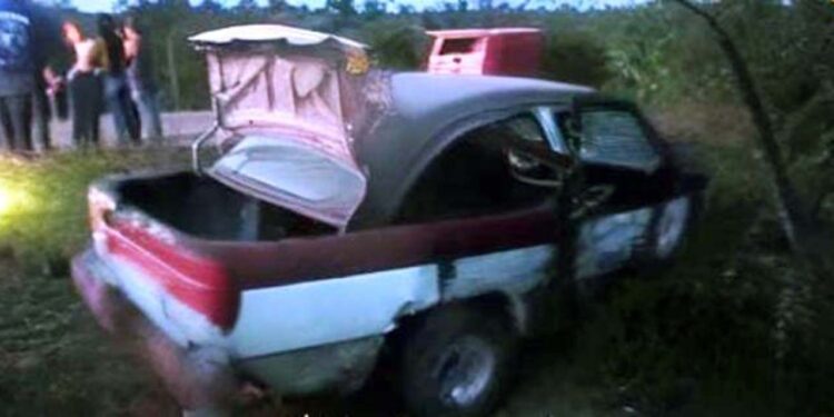 Lesionados y daños dejó el accidente carretero.