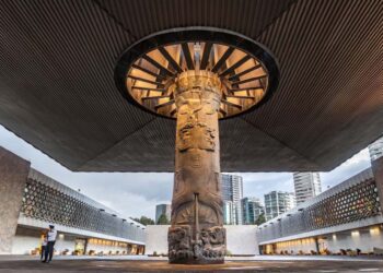 La sede actual del Museo Nacional de Antropología en el bosque de Chapultepec, en la zona de Polanco, fue inaugurada el 17 de septiembre de 1964.