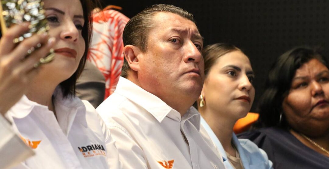 ¡De fiesta con el narco! Diputado de MC celebra cumpleaños al ritmo del CJNG. Noticias en tiempo real
