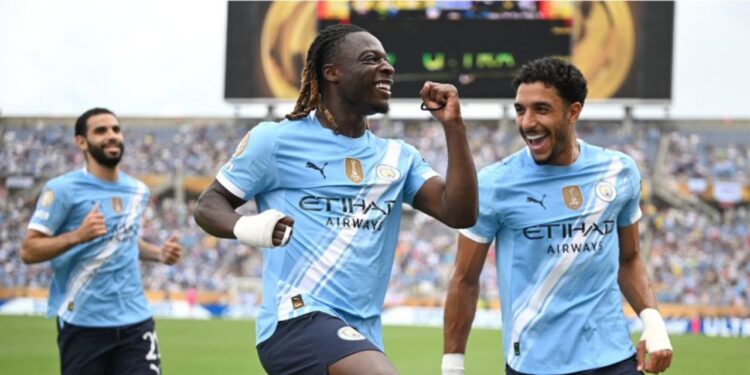 Manchester City golea 5-2 a Juventus y avanza como líder a Octavos de Final