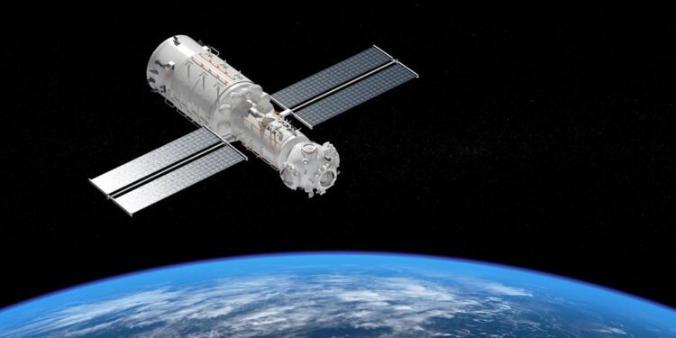 Sheinbaum descarta nombrar satélite en honor a AMLO